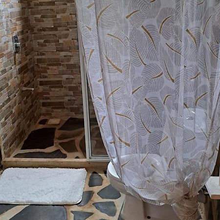 Bed and Breakfast Diani Yoga Barn Укунда Экстерьер фото