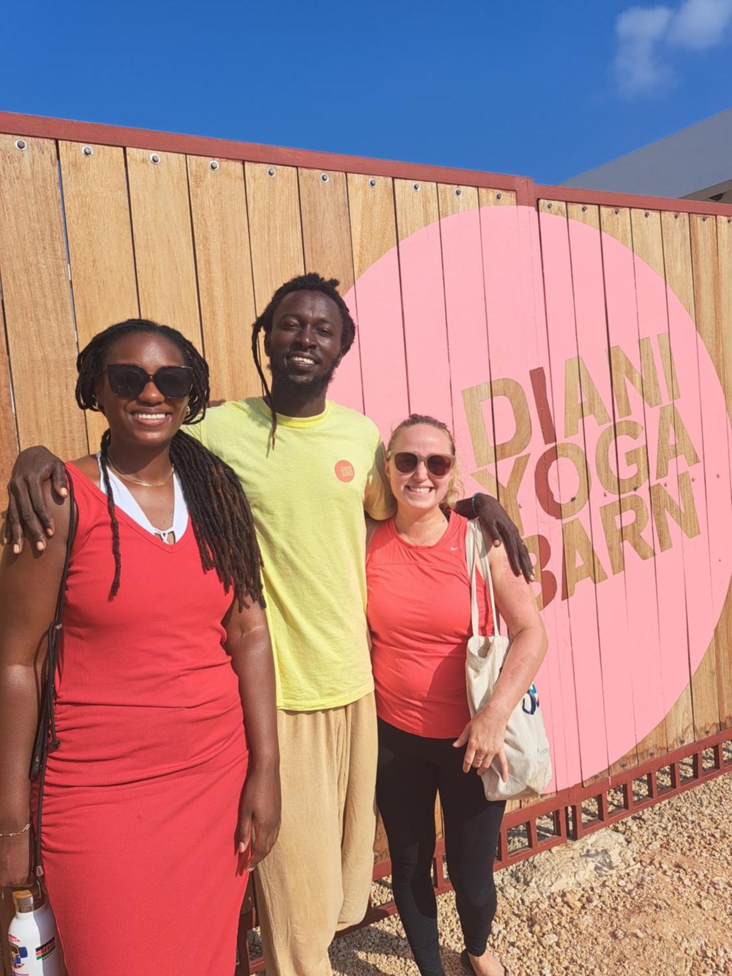 Bed and Breakfast Diani Yoga Barn Укунда Экстерьер фото